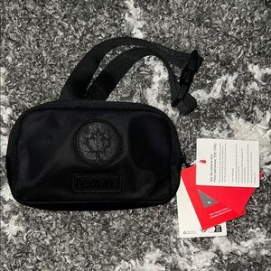 NWT LULULEMON Team Canada Future Legacy Mini Belt Bag Black